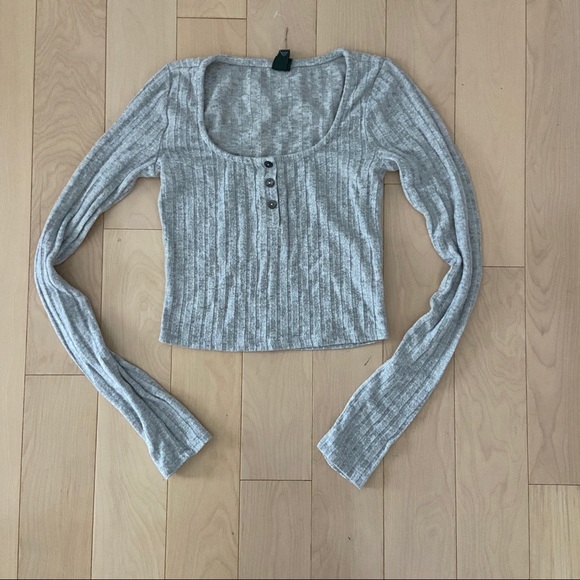 Wild Fable Gray Knit Crop Top - Picture 2 of 4